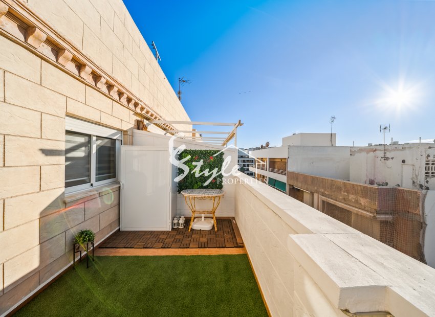 Reventa - Ático - Torrevieja  - La Mata