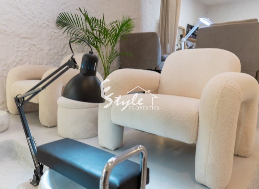 Reventa - Business - Alicante - Center