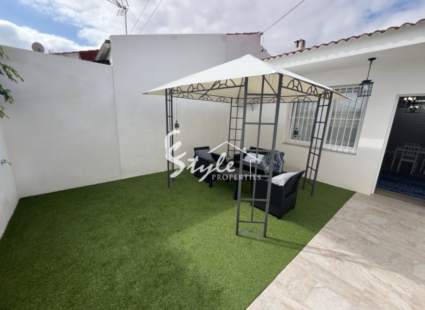 Reventa - Casa de Pueblo - Torrevieja  - Torreta