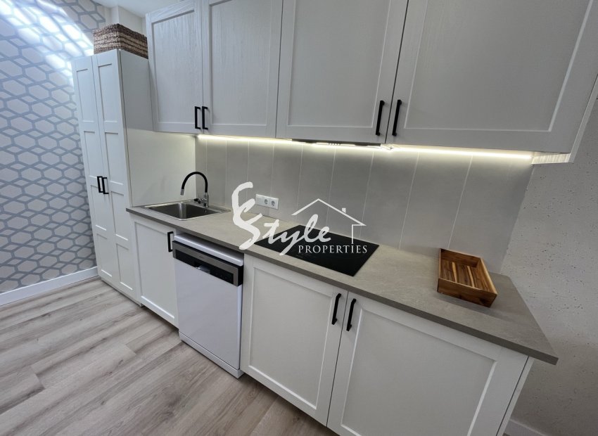 Reventa - Casa de Pueblo - Torrevieja  - Torreta