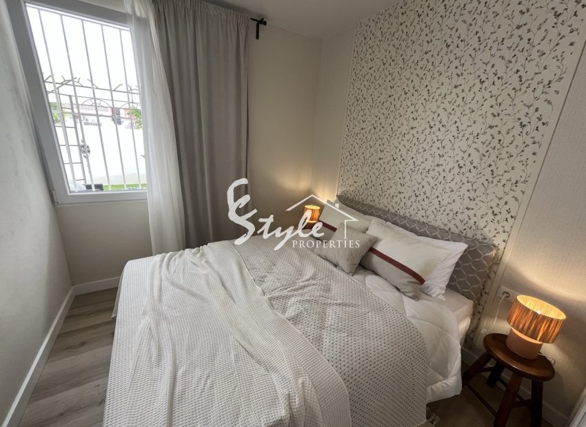 Reventa - Casa de Pueblo - Torrevieja  - Torreta