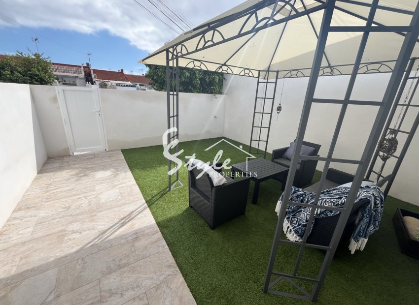 Reventa - Casa de Pueblo - Torrevieja  - Torreta