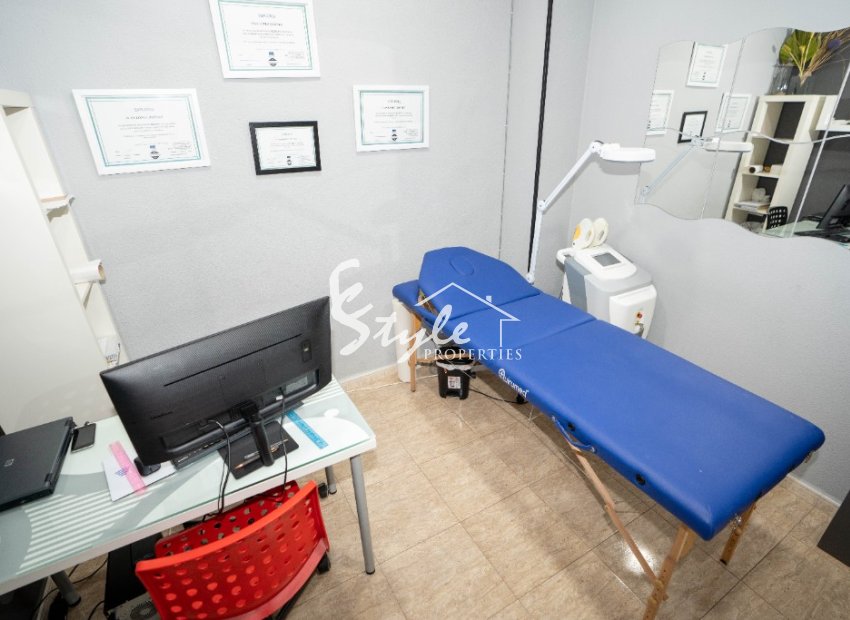 Reventa - Commercial - Torrevieja  - Torrevieja