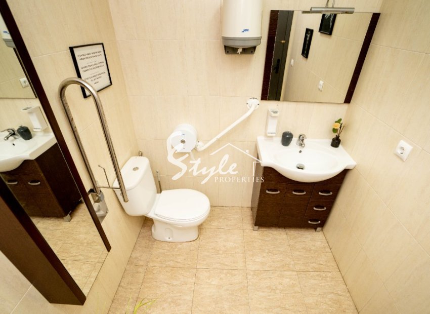 Reventa - Commercial - Torrevieja  - Torrevieja