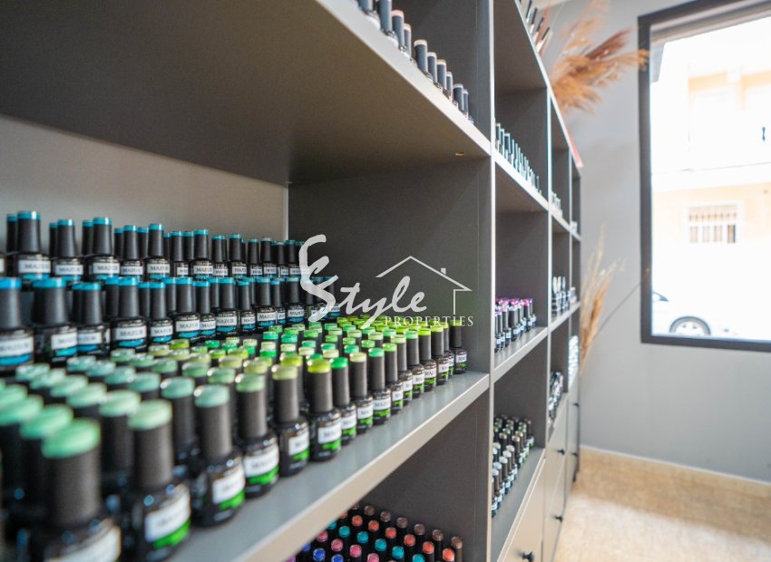 Reventa - Commercial - Torrevieja  - Torrevieja