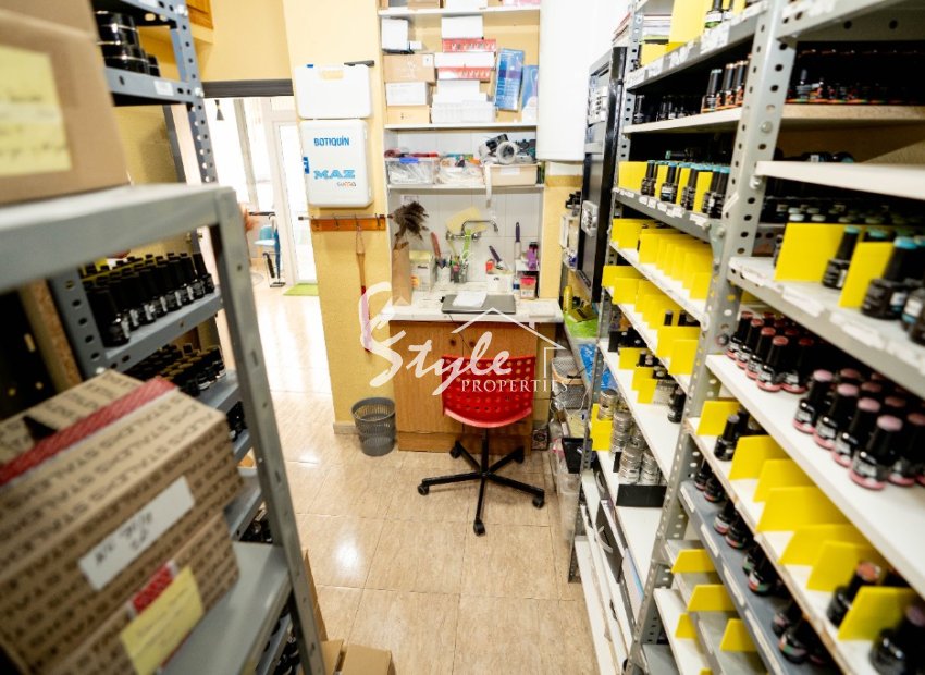 Reventa - Commercial - Torrevieja  - Torrevieja