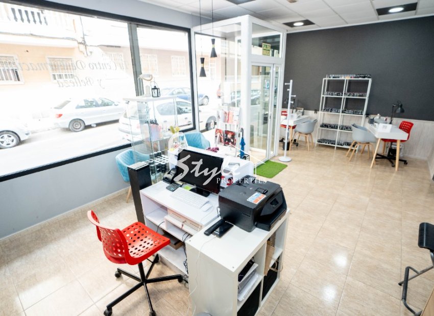 Reventa - Commercial - Torrevieja