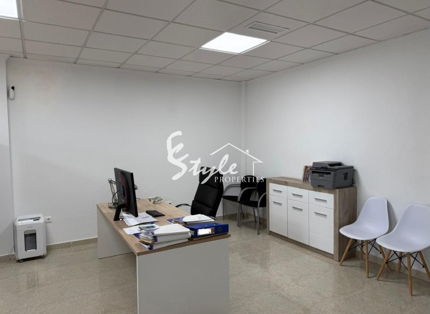 Reventa - Commercial - Villamartín - La Zenia