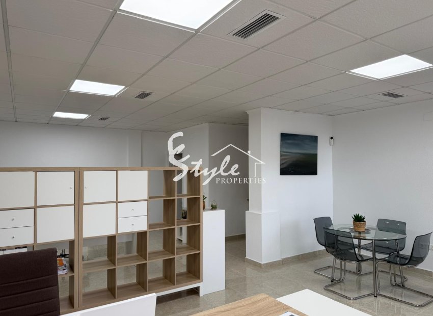 Reventa - Commercial - Villamartín - La Zenia