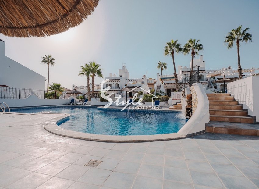 Reventa - Duplex - Villamartin - Res. Las Filipinas