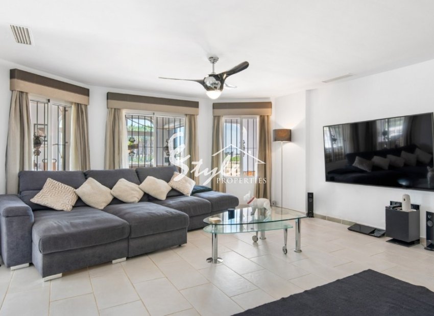 Reventa - Finca Country Property - Catral