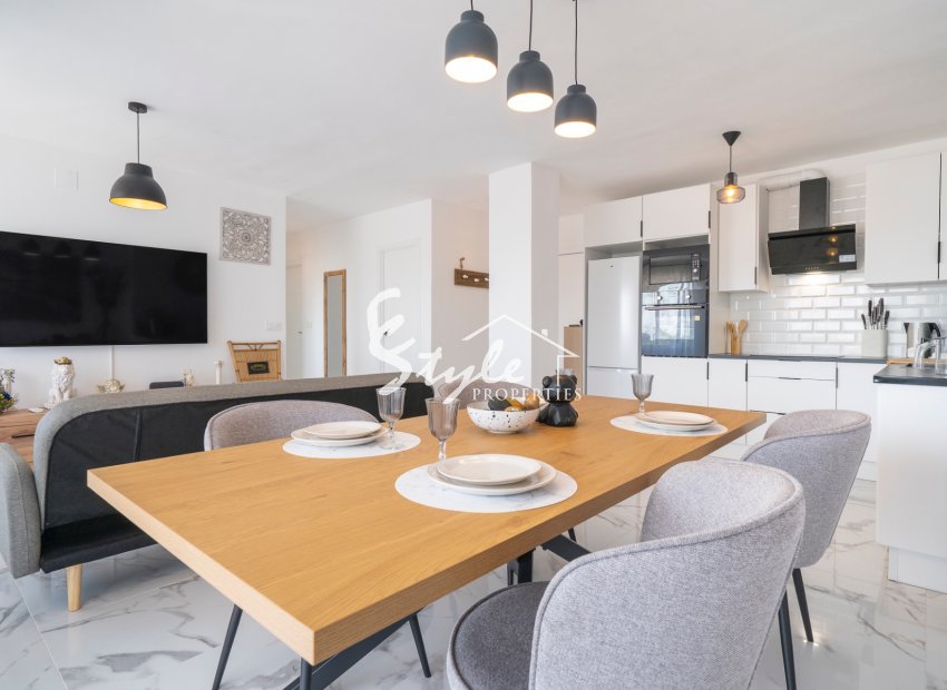 Reventa - Flat - Orihuela Costa  - Punta Prima