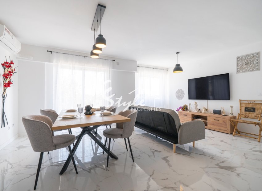 Reventa - Flat - Orihuela Costa  - Punta Prima
