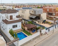 Reventa - Semi - Detached Villa - Los Montesinos - La Herada
