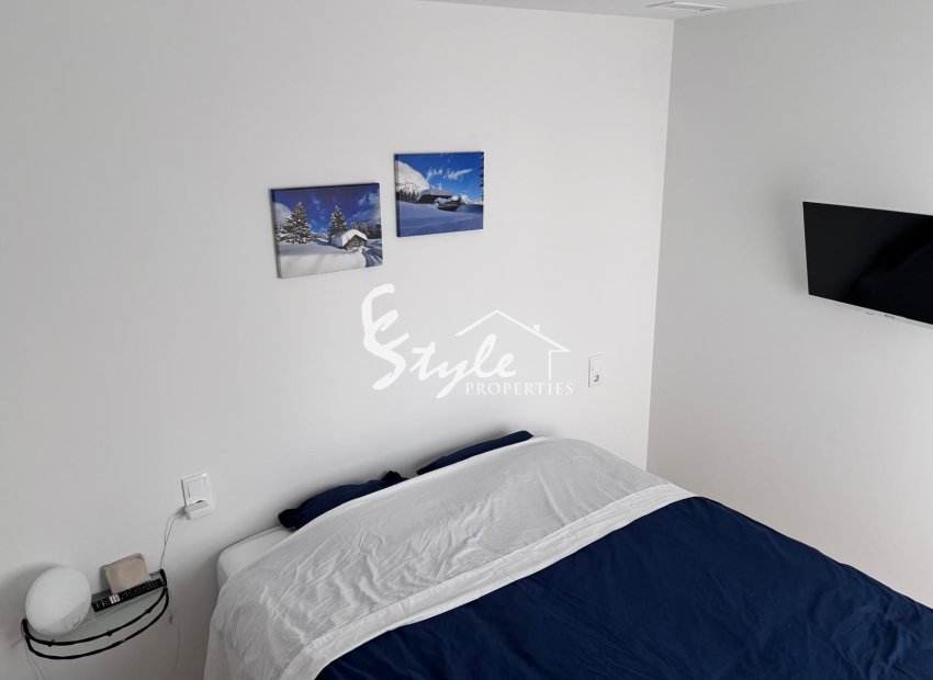 Reventa - Semi - Detached Villa - LOS MONTESINOS - La Herada