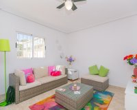 Reventa - Semi - Detached Villa - Mil Palmeras - Riomar