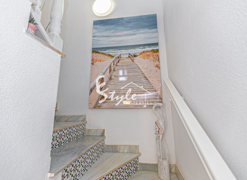 Reventa - Semi - Detached Villa - Mil Palmeras - Riomar