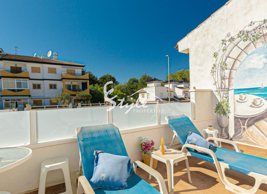 Reventa - Semi - Detached Villa - Mil Palmeras - Riomar