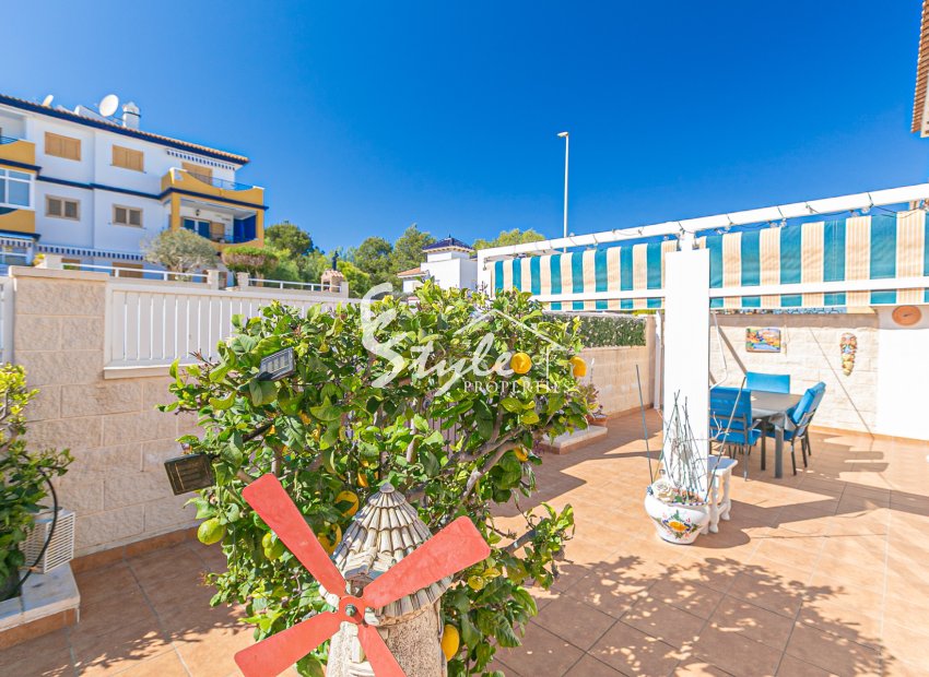 Reventa - Semi - Detached Villa - Mil Palmeras - Riomar