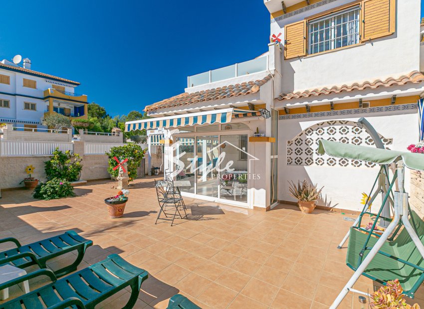 Reventa - Semi - Detached Villa - Mil Palmeras - Riomar