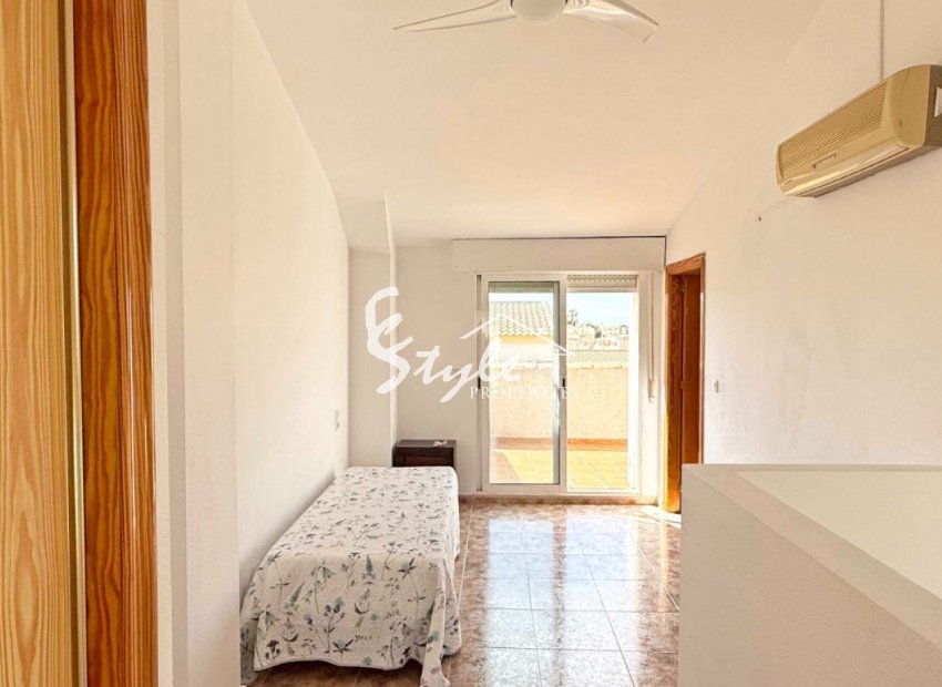 Reventa - Semi - Detached Villa - Orihuela Costa  - Los Altos