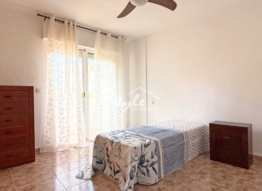 Reventa - Semi - Detached Villa - Orihuela Costa  - Los Altos