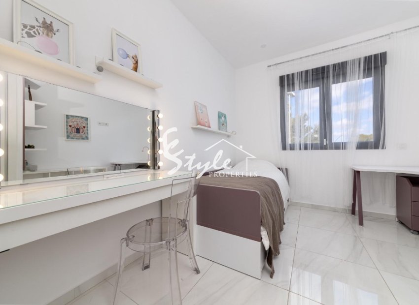 Reventa - Semi - Detached Villa - Orihuela Costa  - Villamartin