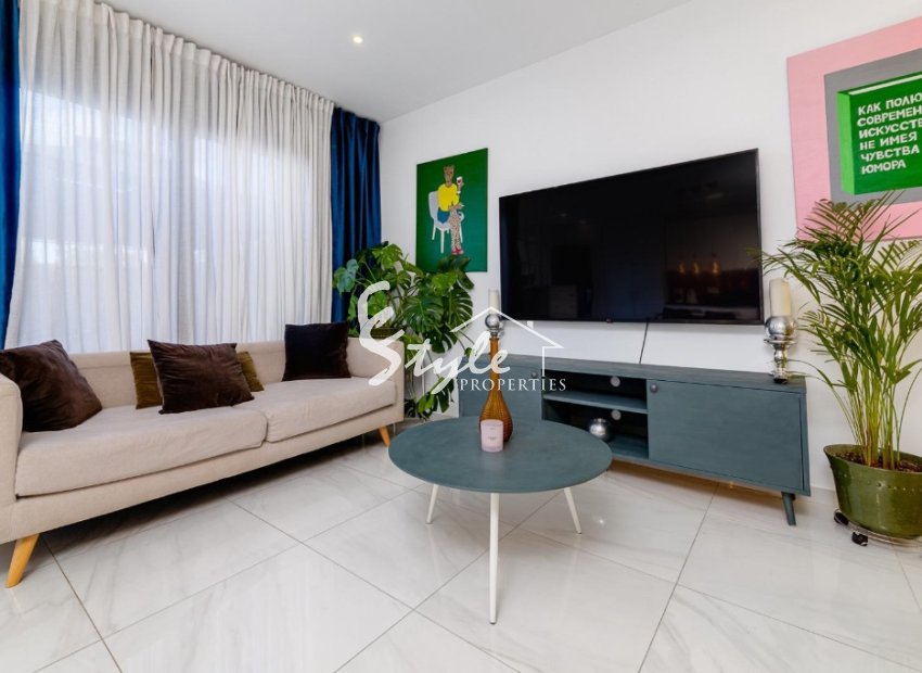 Reventa - Semi - Detached Villa - Orihuela Costa  - Villamartin