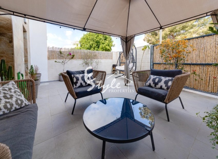 Reventa - Semi - Detached Villa - Orihuela Costa  - Villamartin