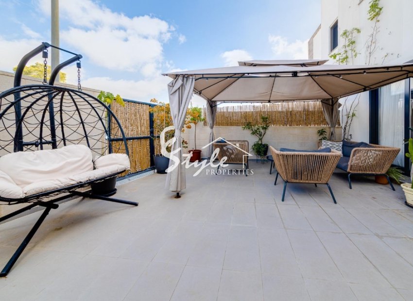 Reventa - Semi - Detached Villa - Orihuela Costa  - Villamartin