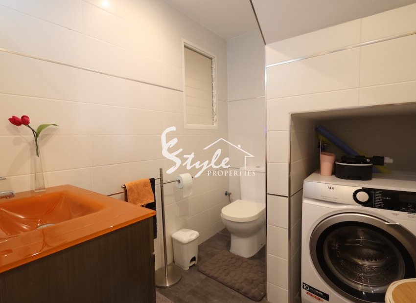 Reventa - Semi - Detached Villa - Torrevieja  - Torrevieja