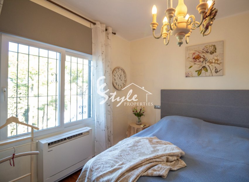 Reventa - Semi - Detached Villa - Villamartin, Orihuela Costa - Fortuna