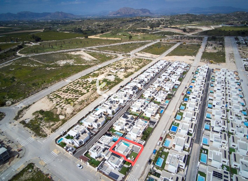 Reventa - Semi-Detached Villa - Vistabella Golf