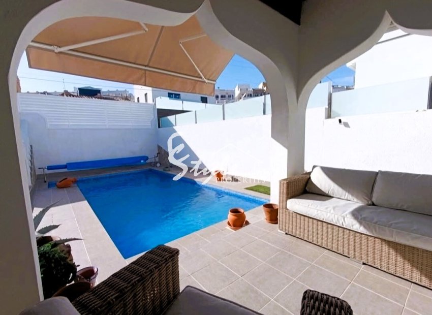 Reventa - Semi detached - Villamartin - Costa Blanca