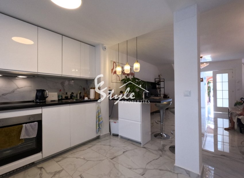 Reventa - Terraced house / Townhouse - Torrevieja  - El Acequión - Los Náufragos