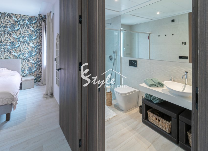 Reventa - Villa - Algorfa - La Finca