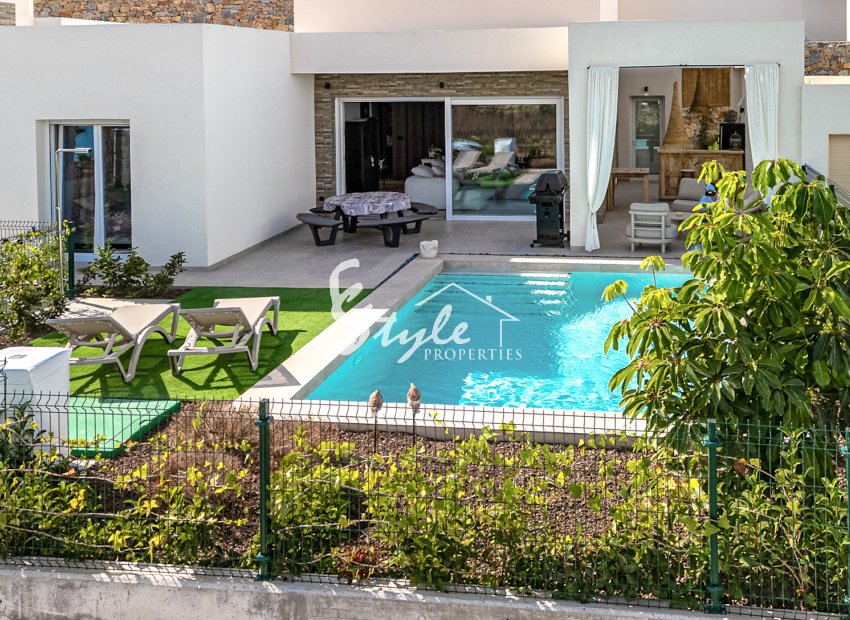Reventa - Villa - Algorfa - La Finca