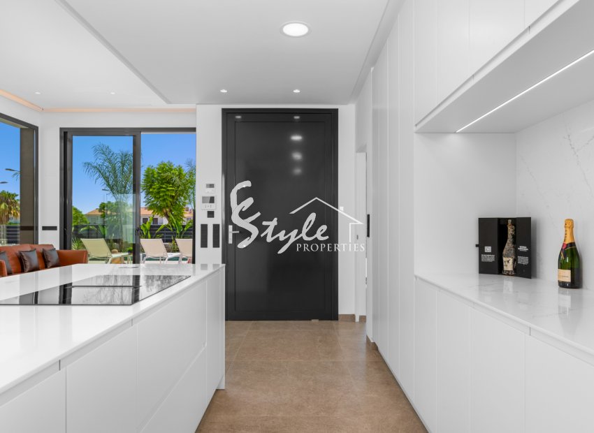 Reventa - Villa - Alicante - El Amerador