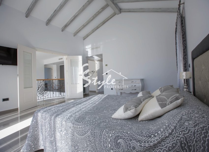 Reventa - Villa - Cabo Roig