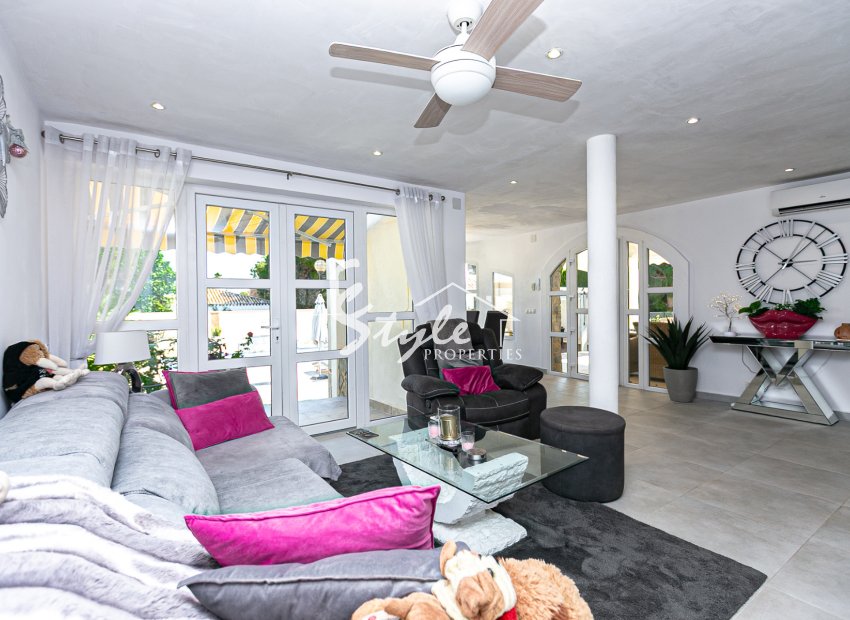 Reventa - Villa - Campoamor - Lomas de Don Juan