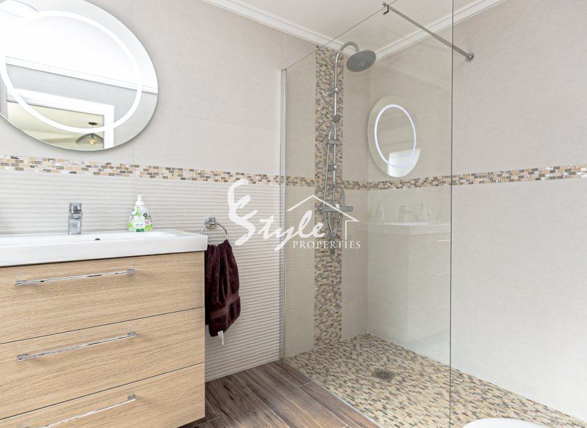 Reventa - Villa - Campoamor - Lomas de Don Juan