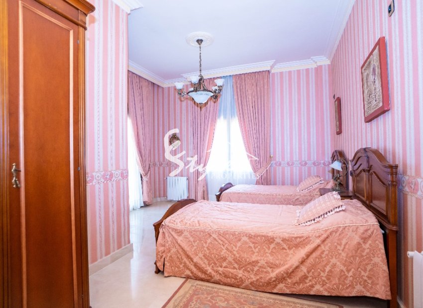 Reventa - Villa - Campoamor