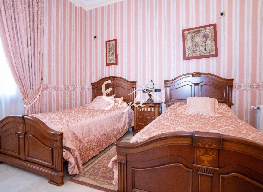 Reventa - Villa - Campoamor