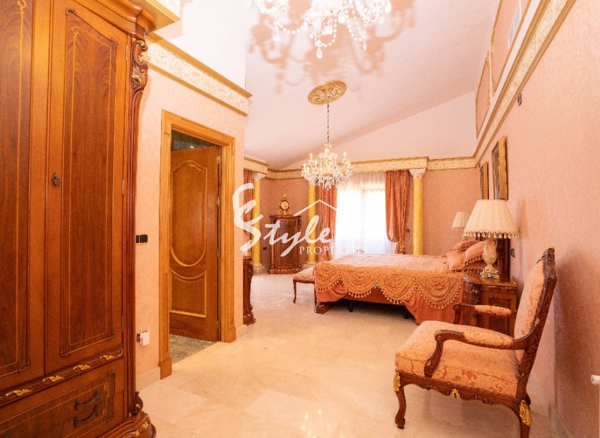 Reventa - Villa - Campoamor