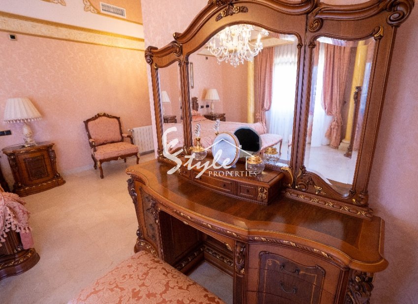 Reventa - Villa - Campoamor