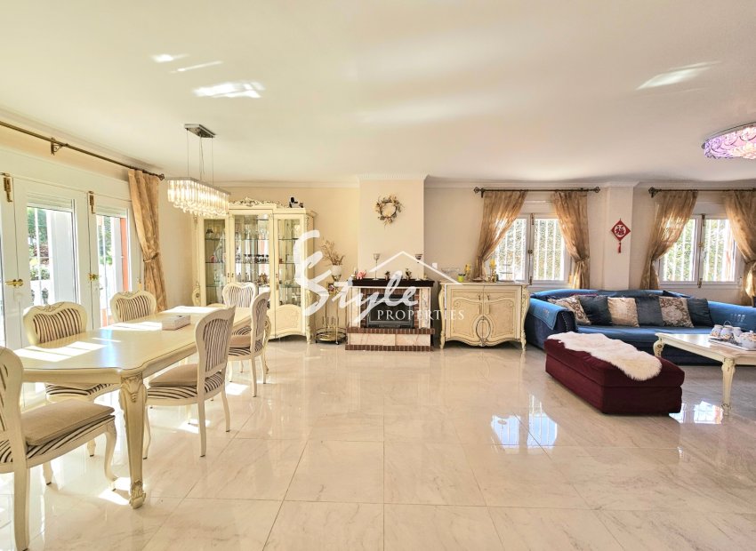 Reventa - Villa - Campoamor