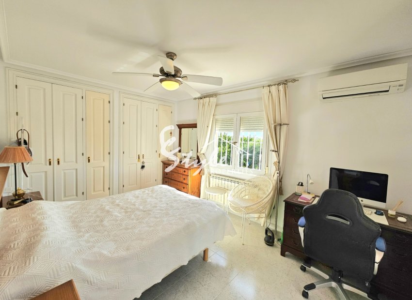 Reventa - Villa - Campoamor