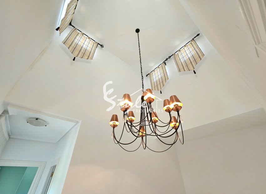 Reventa - Villa - Campoamor