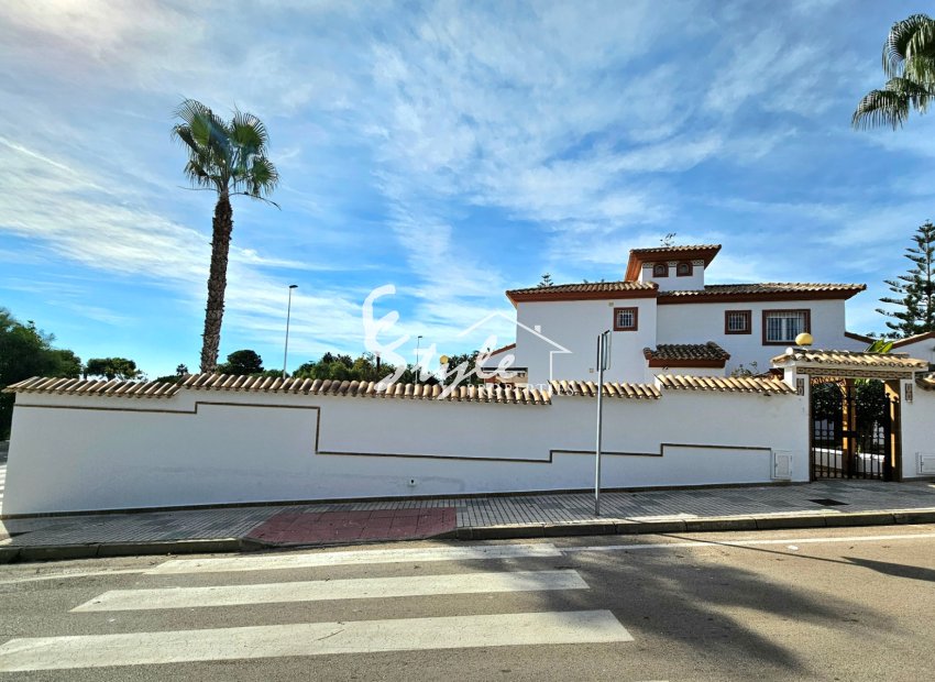 Reventa - Villa - Campoamor