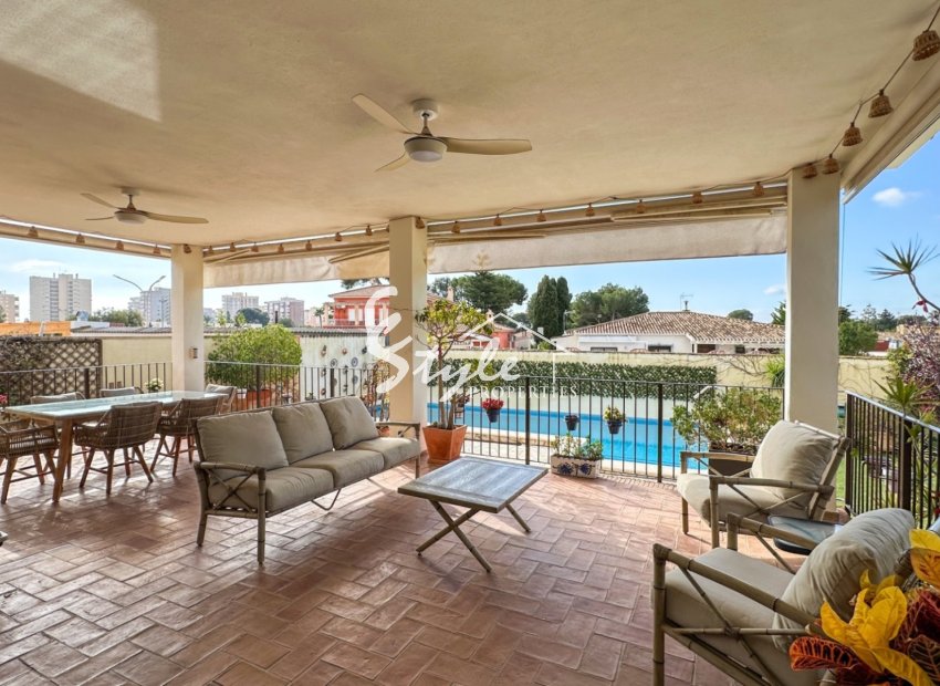 Reventa - Villa - Campoamor